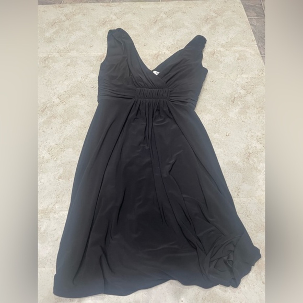 White House black market size 6 little black dress
